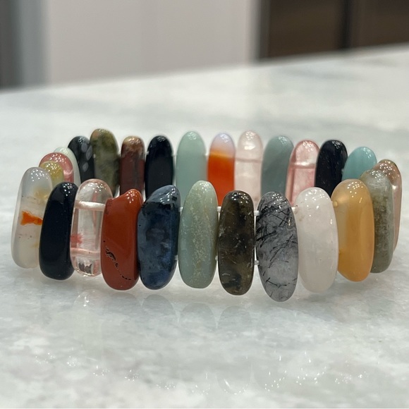 Multigemstone Stretch Bracelet - Picture 4 of 9